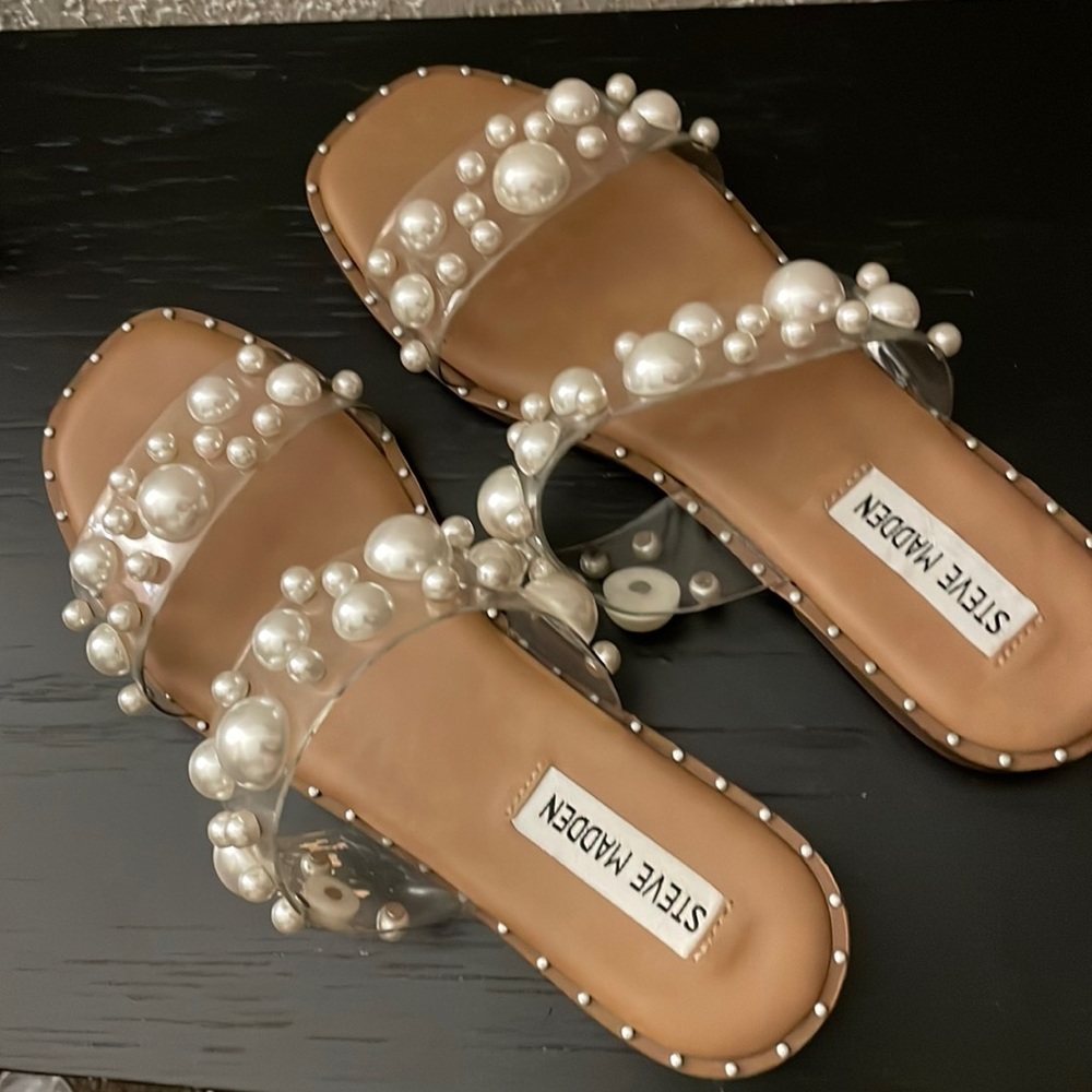Steve Madden sandals